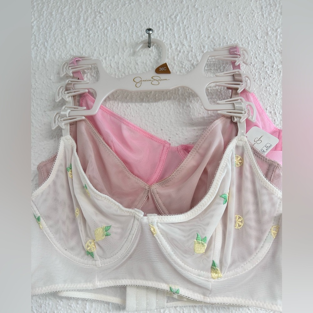 Jessica Simpson Sheer Lace underwire Lemons, pink and nude Bra Set of 3‎ NWT